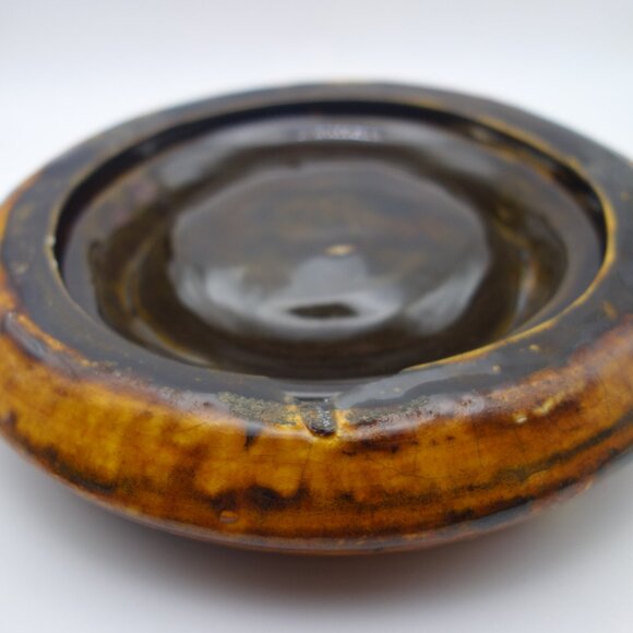Brown Ceramic Ash Tray with inner ash tray design - Picture 12 of 16